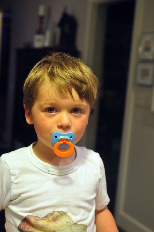 How to Say Farewell To A Child's Soother (2)