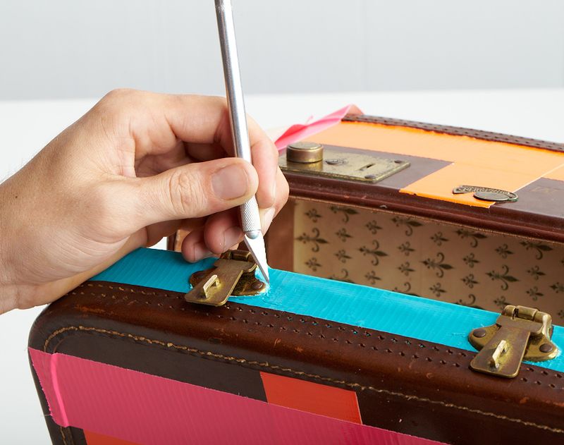 Tape_suitcase_15