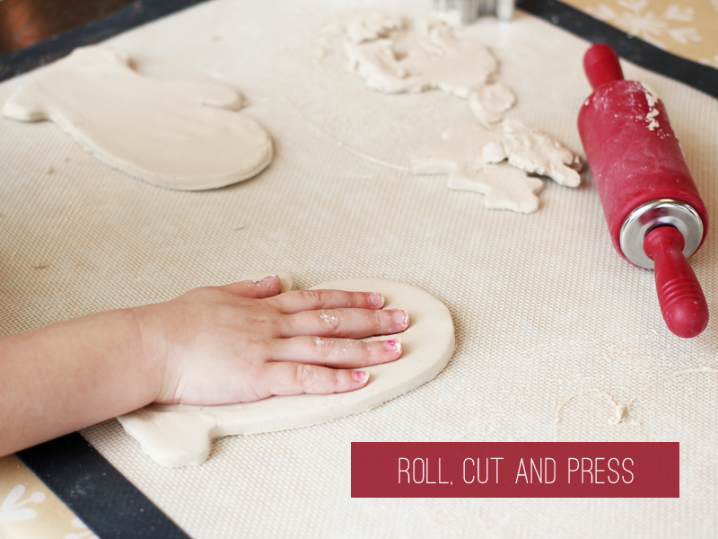 Mitten Hand Prints DIY - Step 2