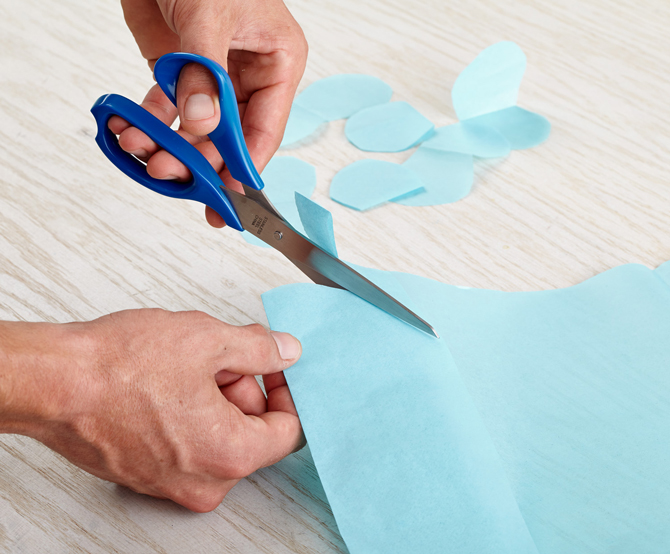 Blog_Tissue_Garland_Step_02