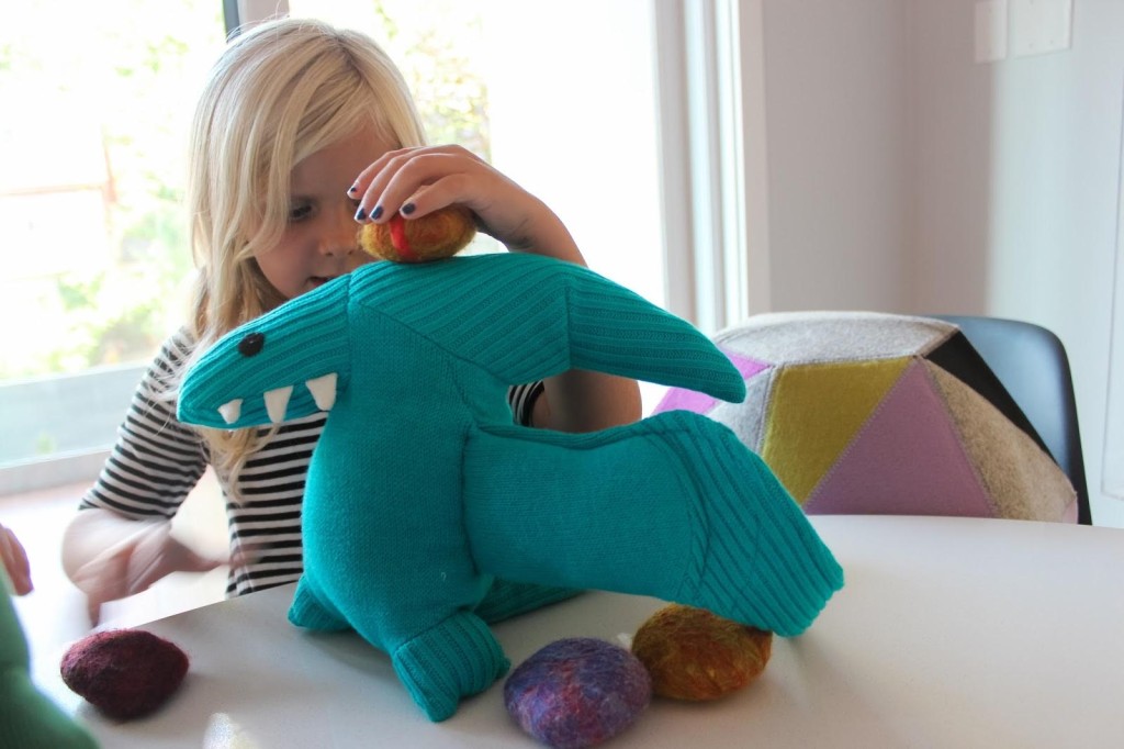 Kids Craft - DIY Felted Stones 