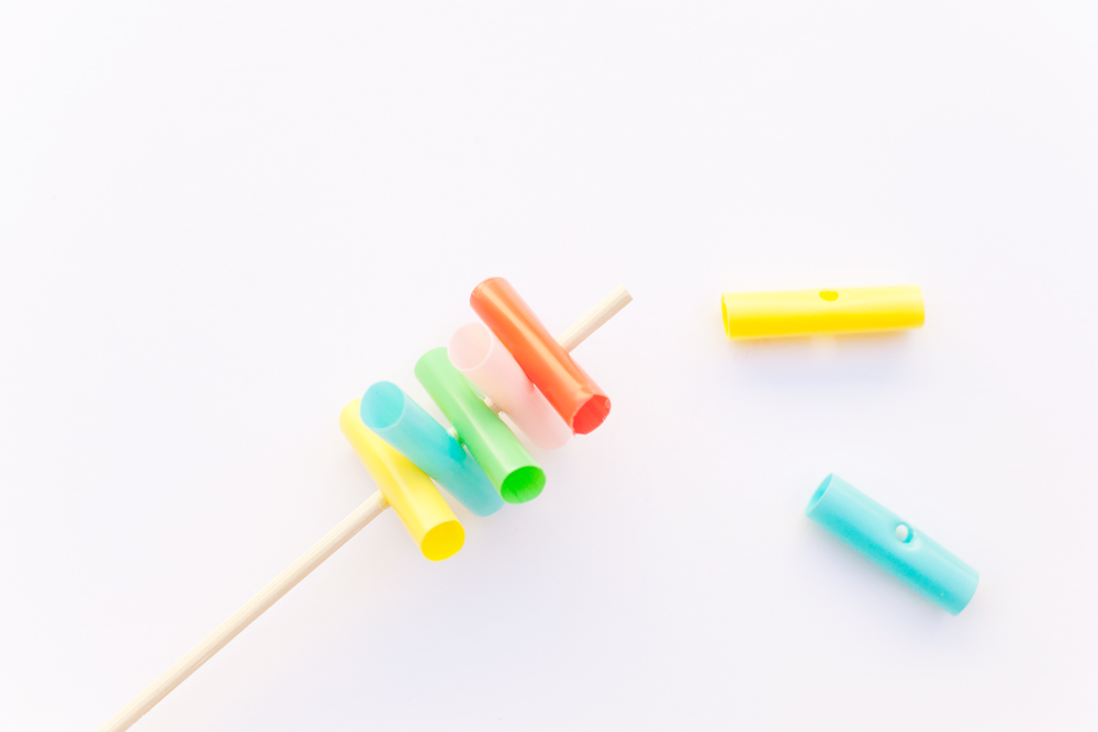 DIY Straw Cake Topper